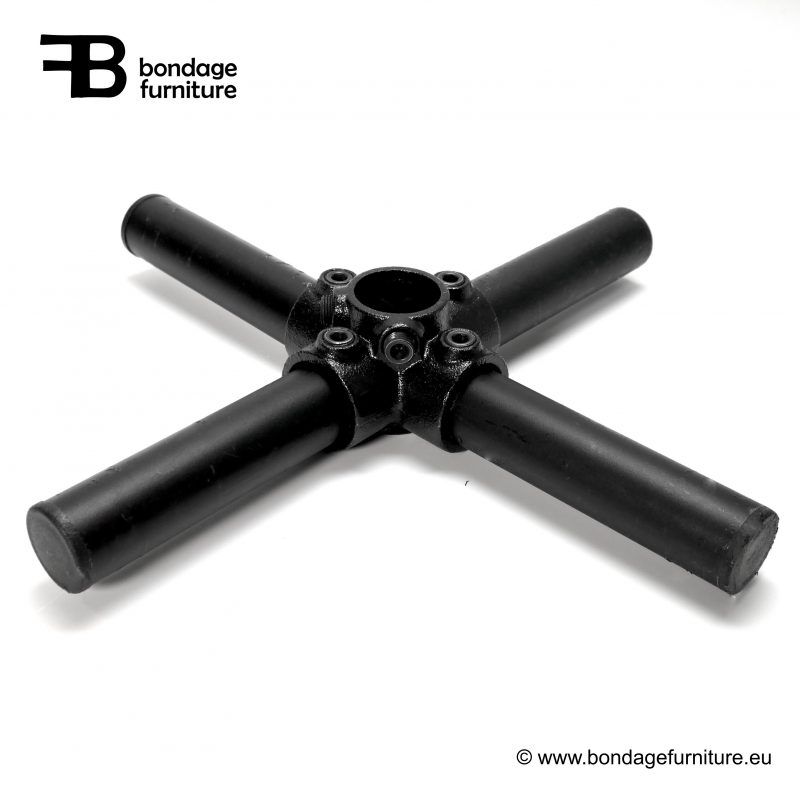 Speichendrehrad passend zu unseren BDSM Möbeln - bondage furniture bdsm shop - BDSM Möbel kreativ nutzen DIY Bondage Möbel